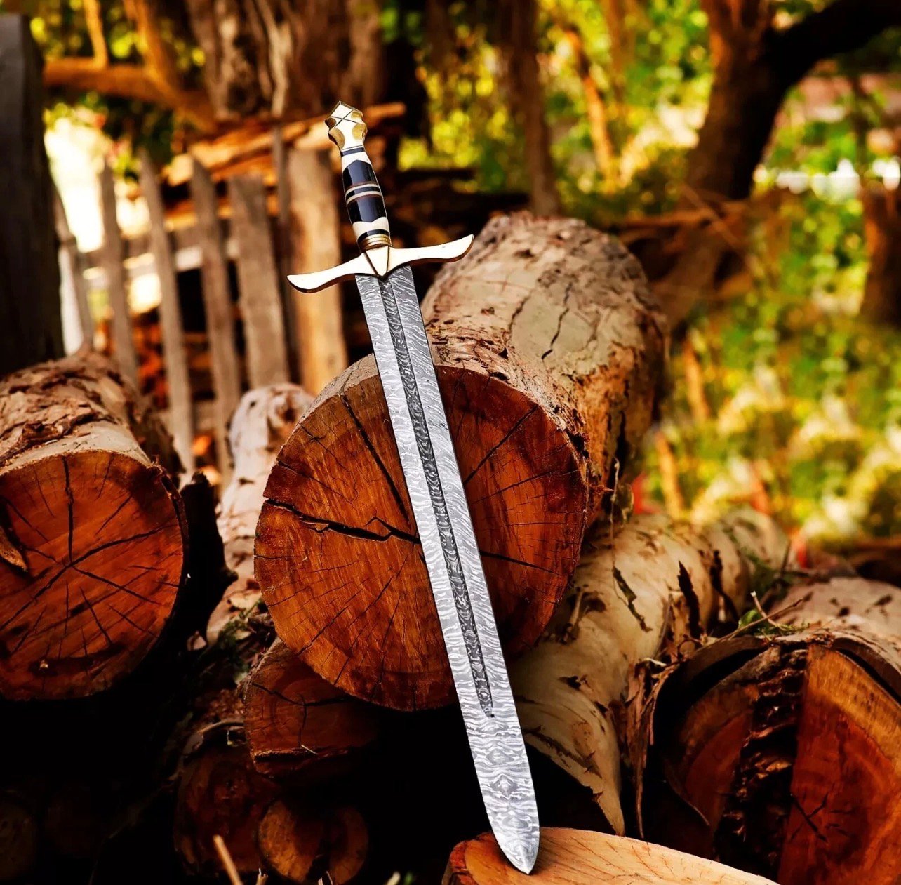 35-Inch Handmade Damascus Steel Medieval Sword with Decorative Guard - Image 2